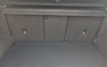 Volkswagen Tiguan II, 2019 год, 2 199 000 рублей, 12 фотография