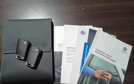 Volkswagen Tiguan II, 2019 год, 2 199 000 рублей, 16 фотография