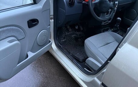 Renault Logan I, 2006 год, 295 000 рублей, 2 фотография