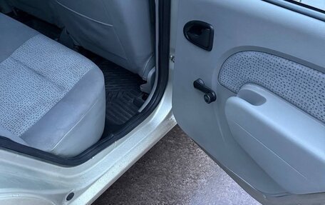 Renault Logan I, 2006 год, 295 000 рублей, 17 фотография