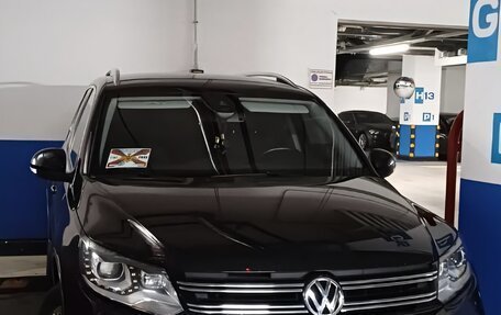 Volkswagen Tiguan I, 2015 год, 1 700 000 рублей, 2 фотография