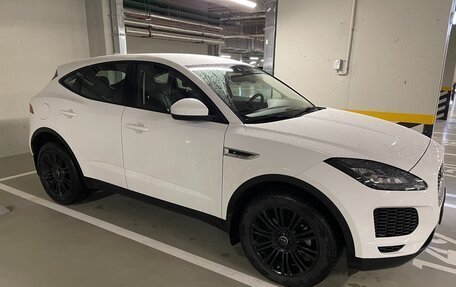 Jaguar E-Pace, 2018 год, 2 750 000 рублей, 8 фотография