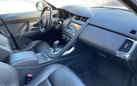 Jaguar E-Pace, 2018 год, 2 750 000 рублей, 15 фотография