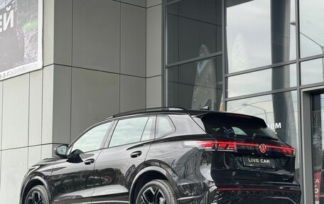 Volkswagen Tiguan, 2025 год, 4 690 000 рублей, 2 фотография