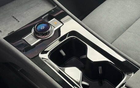 Volkswagen Tiguan, 2025 год, 4 690 000 рублей, 12 фотография