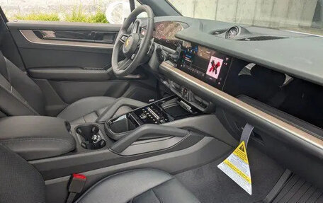 Porsche Cayenne III, 2025 год, 16 135 000 рублей, 8 фотография