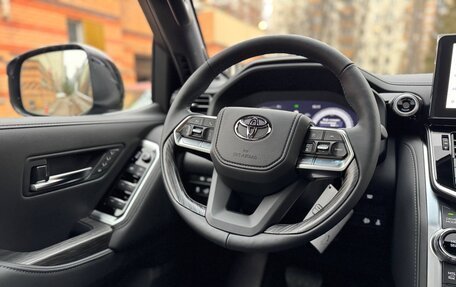 Toyota Land Cruiser, 2025 год, 15 790 000 рублей, 7 фотография