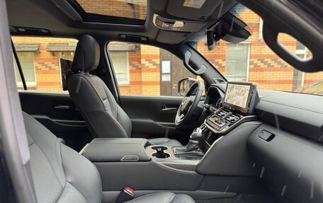 Toyota Land Cruiser, 2025 год, 15 790 000 рублей, 29 фотография