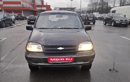 Chevrolet Niva I рестайлинг, 2004 год, 130 000 рублей, 5 фотография