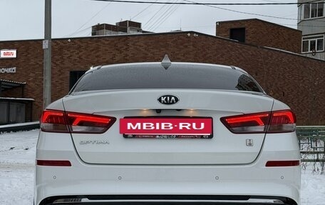 KIA Optima IV, 2019 год, 2 390 000 рублей, 25 фотография