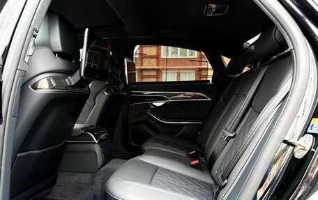 Audi S8, 2025 год, 19 950 000 рублей, 10 фотография