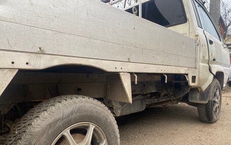 Toyota Town Ace III, 1993 год, 466 000 рублей, 3 фотография