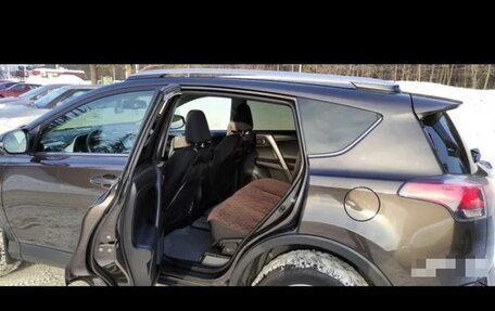 Toyota RAV4, 2019 год, 2 750 000 рублей, 7 фотография