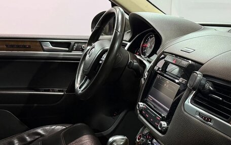 Volkswagen Touareg III, 2014 год, 2 190 000 рублей, 16 фотография