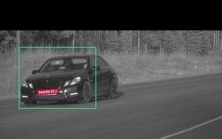 Mercedes-Benz E-Класс, 2012 год, 2 000 000 рублей, 4 фотография