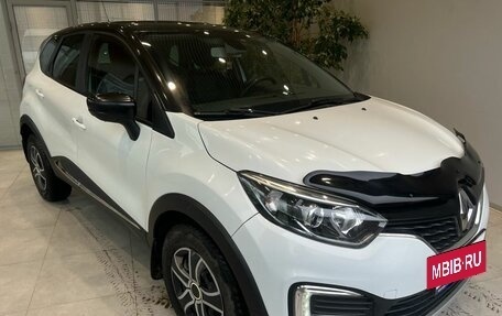 Renault Kaptur I рестайлинг, 2017 год, 999 000 рублей, 2 фотография