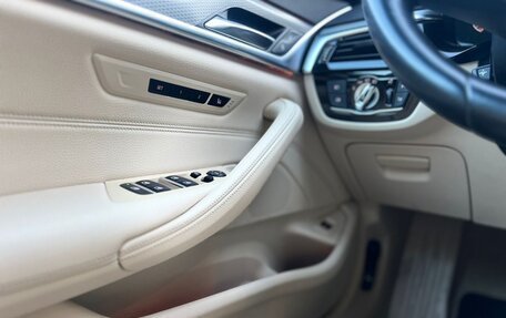 BMW 5 серия, 2019 год, 3 200 000 рублей, 22 фотография