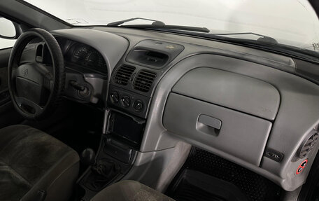 Renault Laguna II, 2000 год, 255 000 рублей, 10 фотография