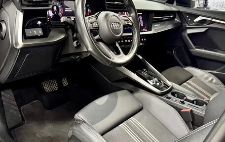 Audi A3, 2021 год, 1 990 000 рублей, 10 фотография