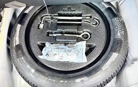 Honda Vezel, 2023 год, 1 750 000 рублей, 20 фотография