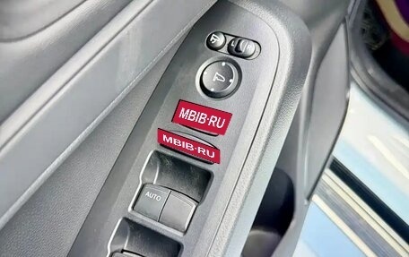 Honda Vezel, 2023 год, 1 750 000 рублей, 18 фотография