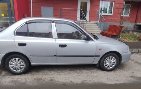 Hyundai Accent II, 2005 год, 330 000 рублей, 3 фотография