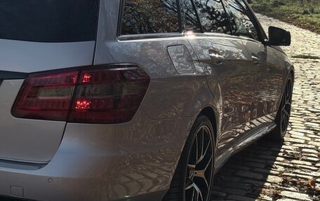 Mercedes-Benz E-Класс, 2011 год, 1 945 000 рублей, 8 фотография