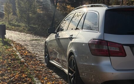 Mercedes-Benz E-Класс, 2011 год, 1 945 000 рублей, 9 фотография