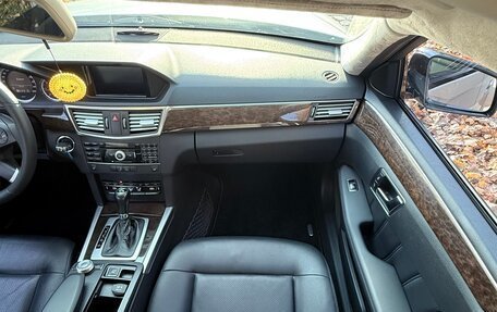 Mercedes-Benz E-Класс, 2011 год, 1 945 000 рублей, 14 фотография