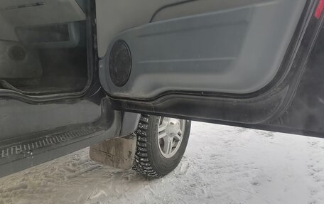 ЛуАЗ Patriot, 2010 год, 780 000 рублей, 28 фотография