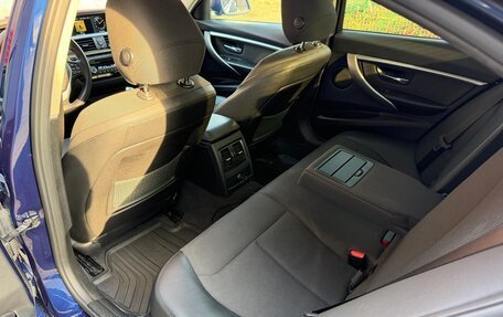 BMW 3 серия, 2017 год, 1 990 000 рублей, 19 фотография