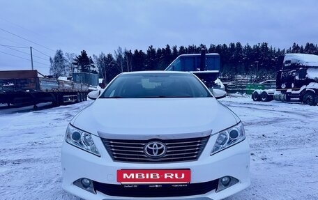Toyota Camry, 2014 год, 1 650 000 рублей, 2 фотография