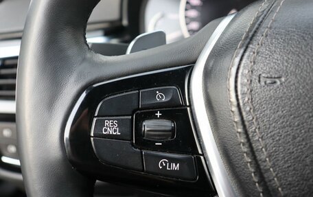 BMW 5 серия, 2018 год, 2 999 000 рублей, 14 фотография