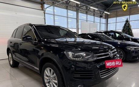 Volkswagen Touareg III, 2014 год, 1 980 000 рублей, 3 фотография