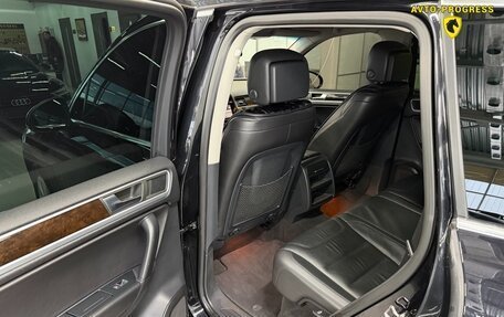 Volkswagen Touareg III, 2014 год, 1 980 000 рублей, 8 фотография