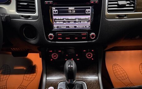 Volkswagen Touareg III, 2014 год, 1 980 000 рублей, 11 фотография