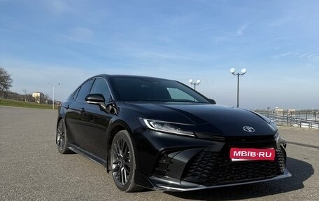 Toyota Camry, 2024 год, 3 850 000 рублей, 1 фотография