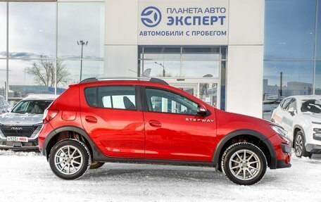 Renault Sandero II рестайлинг, 2016 год, 920 000 рублей, 4 фотография