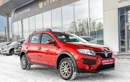 Renault Sandero II рестайлинг, 2016 год, 920 000 рублей, 3 фотография