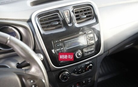 Renault Sandero II рестайлинг, 2016 год, 920 000 рублей, 11 фотография