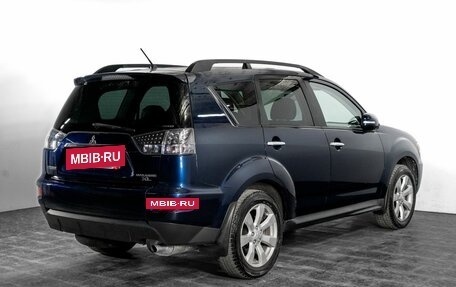 Mitsubishi Outlander III рестайлинг 3, 2011 год, 1 500 000 рублей, 3 фотография