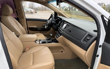 KIA Carnival III, 2018 год, 2 599 000 рублей, 4 фотография