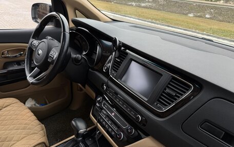 KIA Carnival III, 2018 год, 2 599 000 рублей, 6 фотография