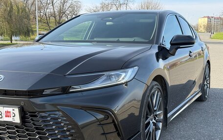 Toyota Camry, 2024 год, 3 850 000 рублей, 8 фотография