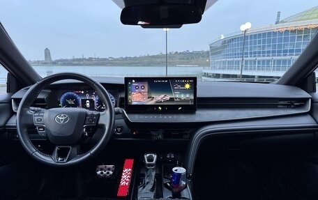 Toyota Camry, 2024 год, 3 850 000 рублей, 13 фотография