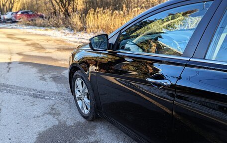 Hyundai Sonata VI, 2011 год, 1 100 000 рублей, 11 фотография