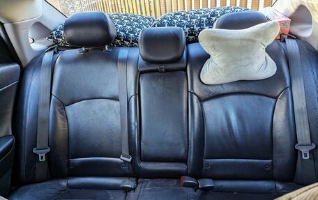 Hyundai Sonata VI, 2011 год, 1 100 000 рублей, 24 фотография