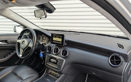 Mercedes-Benz GLA, 2015 год, 1 960 000 рублей, 11 фотография