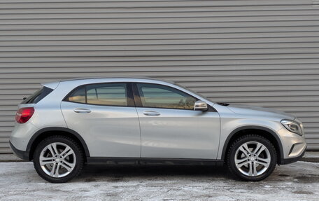 Mercedes-Benz GLA, 2015 год, 1 960 000 рублей, 4 фотография