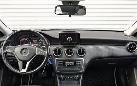 Mercedes-Benz GLA, 2015 год, 1 960 000 рублей, 14 фотография